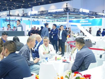 超级能源工厂,让能源无缺陷|飞毛腿能源科技重磅亮相ESIE 2025储能展