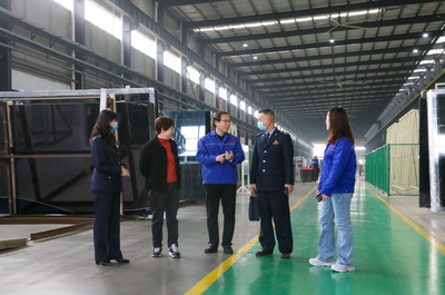 内江 税惠加码拓展“玻璃+科技”的个性定制之路